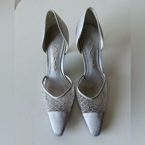 Vintage 90's Satin Silver Rhinestone Pointed Toe Heel Pumps 7.5